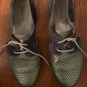 Boutique Handmade Cut-Out Oxfords Size 7